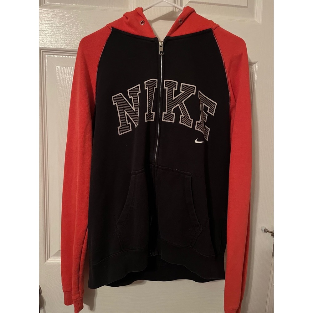 Orange and Black Nike Printed Zip-up Jacket!